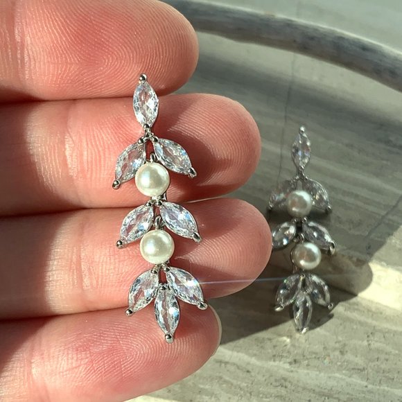 NEW~ Anthropologie BHLDN Pearl CZ Linear Dangle Earrings - Picture 3 of 12